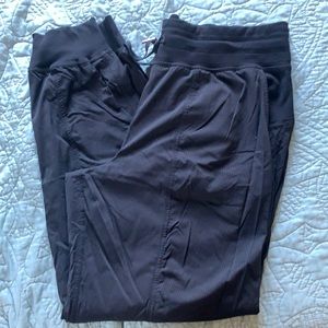 Lululemon studio dance jogger. Black, size 12.